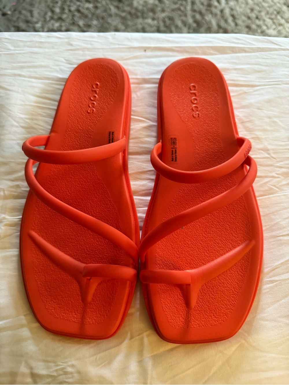 CROCS Women’s Orange Strappy Toe-Loop Sandals